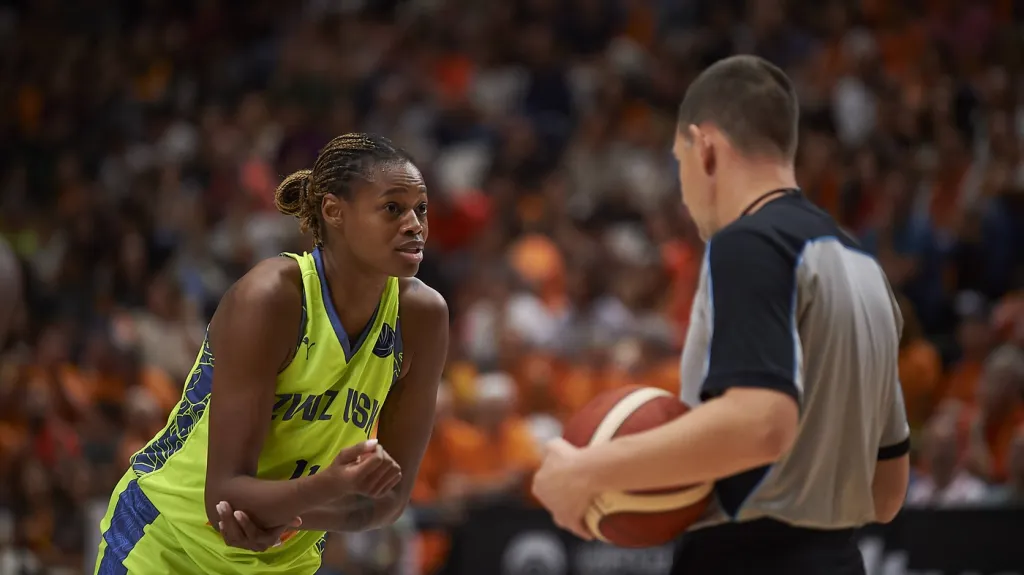 Valeriane Ayayiová z USK Praha