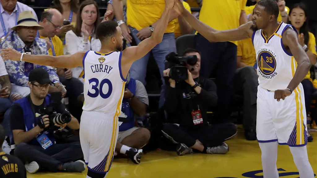 Utkání Golden State - Cleveland