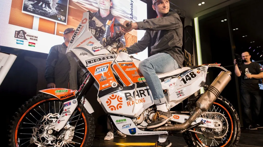 Moto Racing Group a Barth racing míří na Dakar