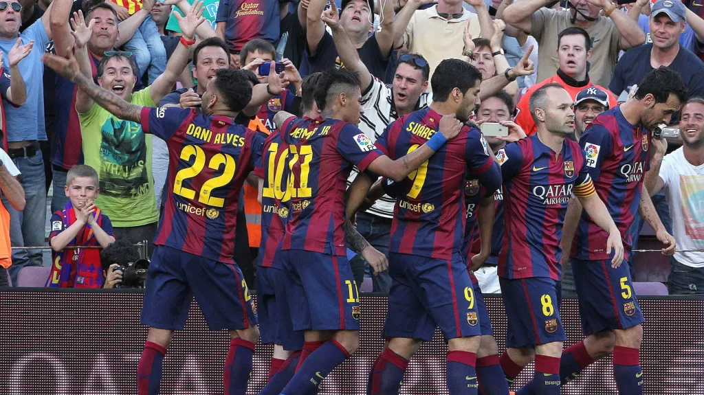 Slavící fotbalisté Barcelony