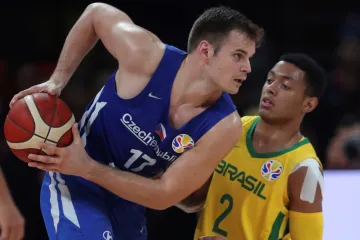 Jaromír Bohačík v duelu s Brazílií