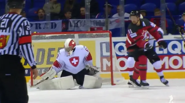 Gól v utkání Kanada – Švýcarsko: Stone – 1:1 (26. min.)