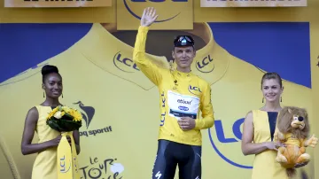 Tony Martin ve žlutém