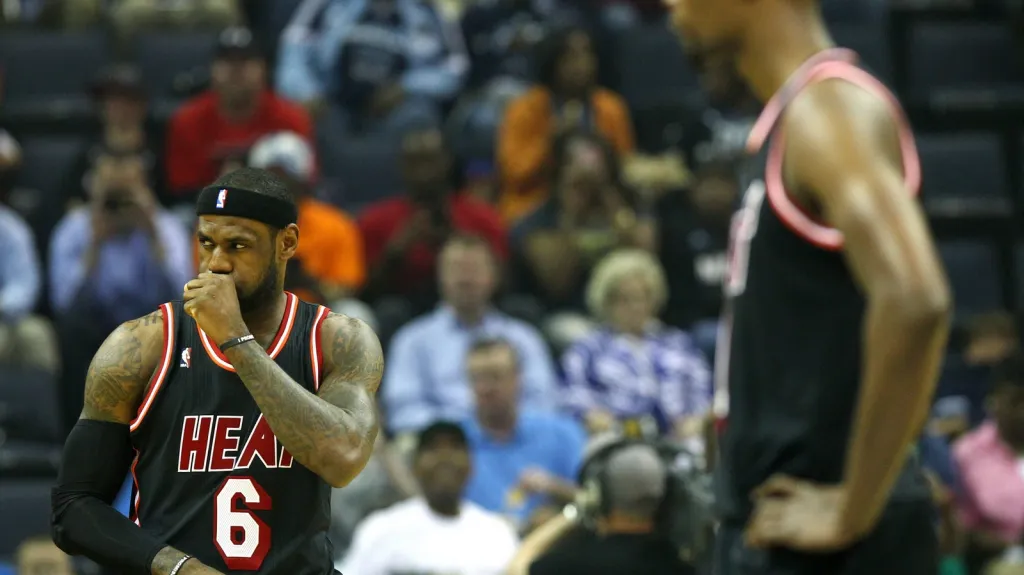 LeBron James a Chris Bosh