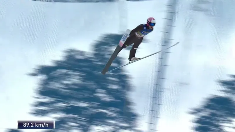 Závodu Turné v Innsbrucku se zúčastní tři Češi, kvalifikaci vyhrál Nor Lindvik