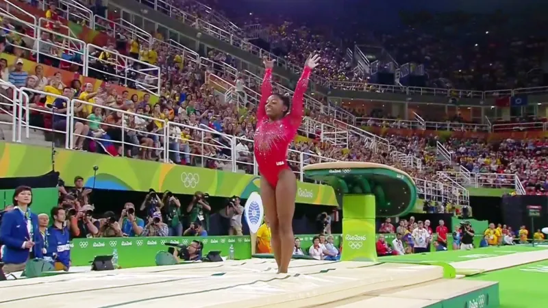 Vítězný přeskok Simone Bilesové