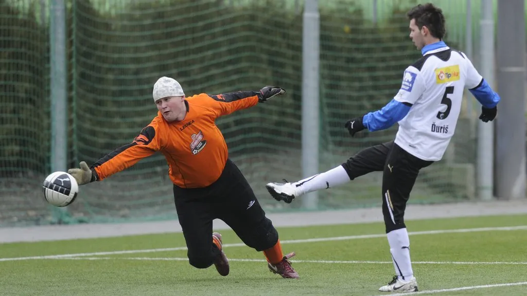 Ďuriš střílí proti Kozolupům