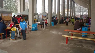 Zázemí pod tribunou