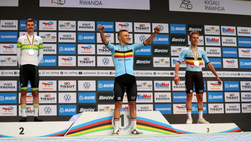 Vítězná časovka a ohlas Remca Evenepoela