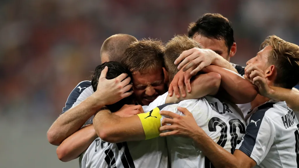 Slavící fotbalisté Plzně