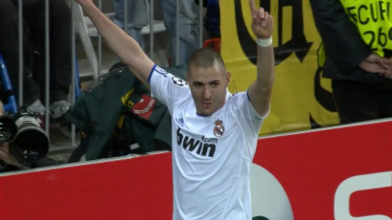 Real porazil Lyon a zahraje si čtvrtfinále LM