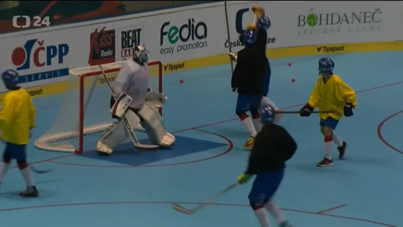 Před hokejbalovým utkáním Česko - Švýcarsko