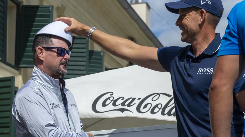 Rory Sabbatini (vlevo) a Henrik Stenson