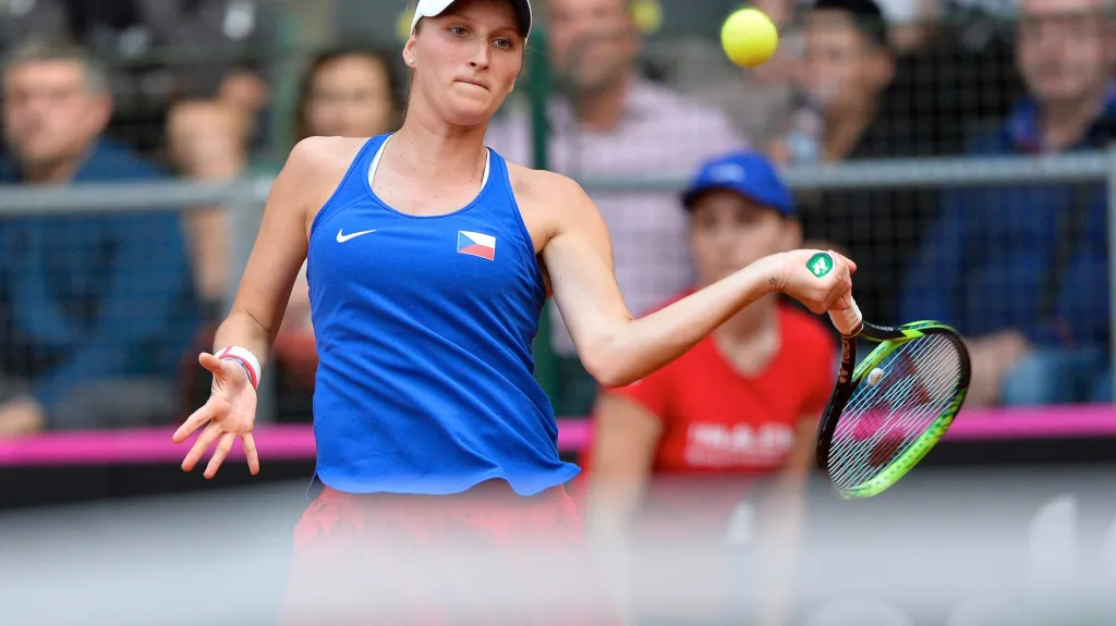 Markéta Vondroušová v utkání Fed Cupu