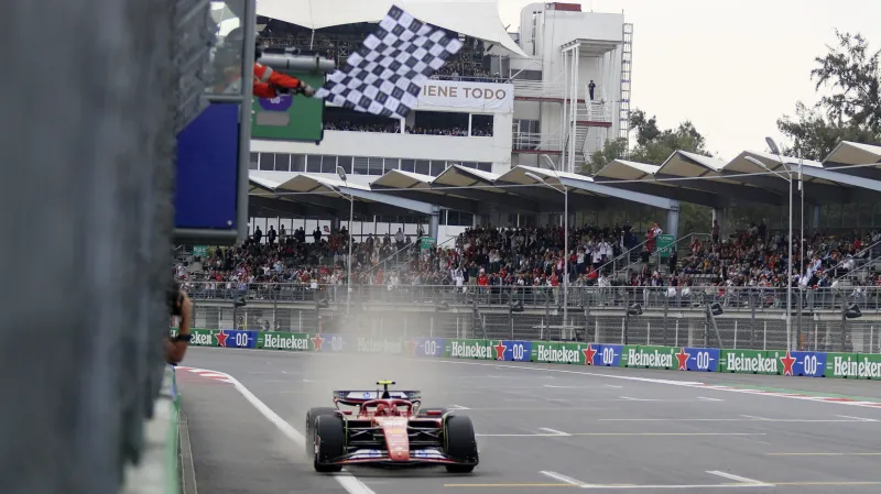 Velkou cenu Mexika vyhrál Carlos Sainz