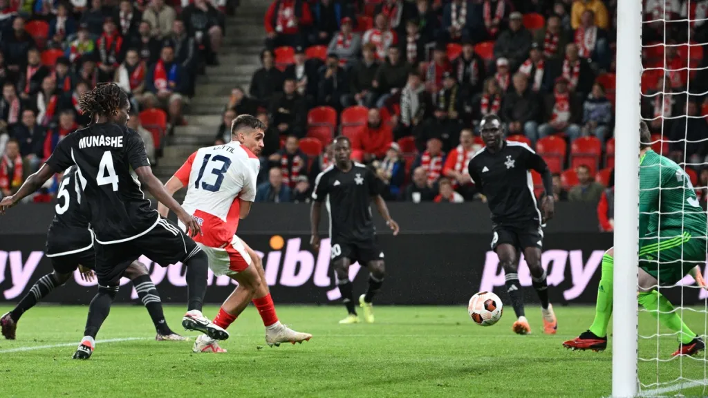 Mojmír Chytil dává gól Tiraspolu