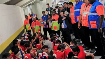 Ochranka hlídá chilské fanoušky