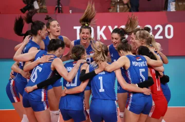 Srbské volejbalistky se radují z bronzu