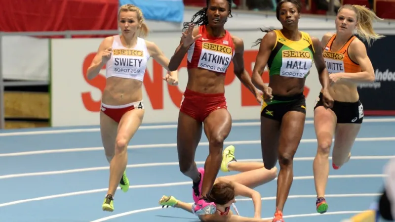 Semifinále závodu na 400 metrů žen