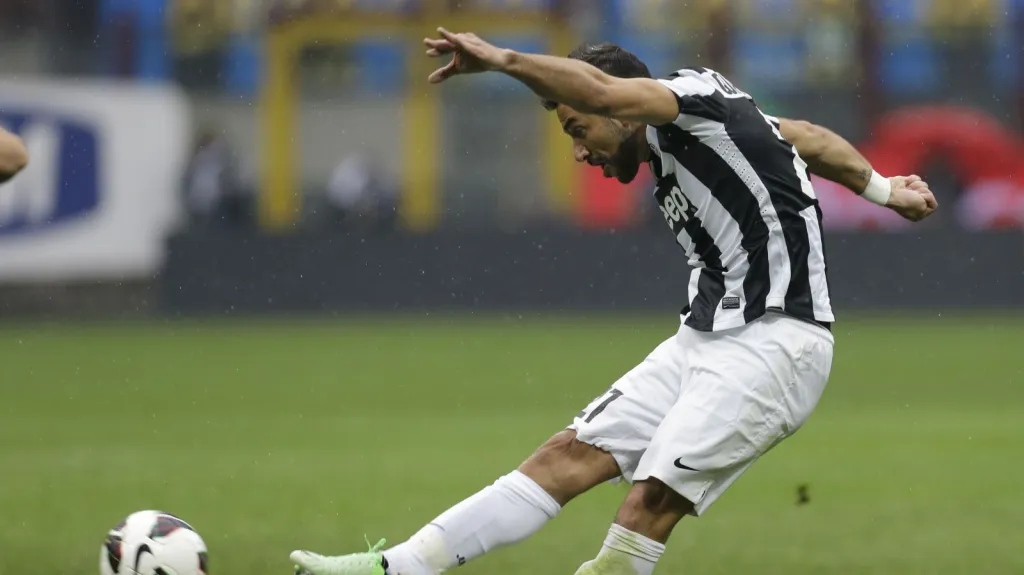 Fabio Quagliarella střílí první branku Juventusu