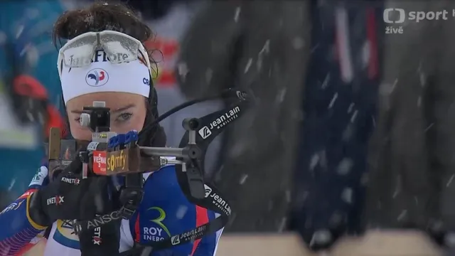 Sestřih závodu s hromadným startem biatlonistek SP v Pokljuce