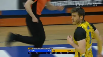 František Váňa a jeho tři úspěšné trojky proti Ústí