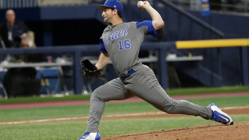 Izraelský nadhazovač R.C. Orlan