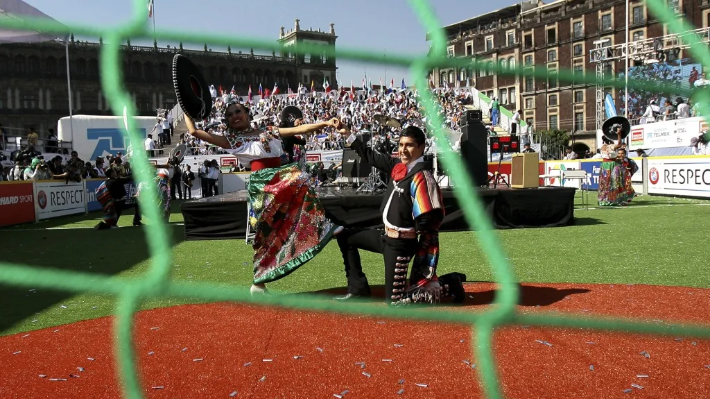 Slavnostní zahájení MS ve fotbale bezdomovců