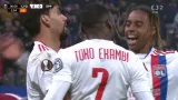 Gól v utkání Lyon - Sparta Praha: Ekambi - 3:0 (90+2. min.)