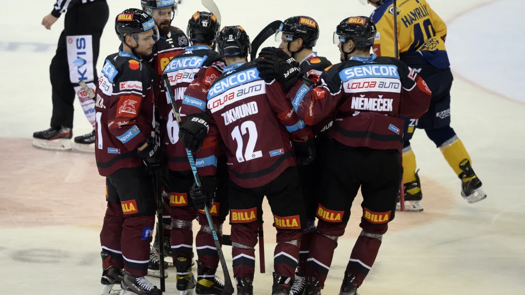 Radost hráčů Sparty v utkání proti Zlínu