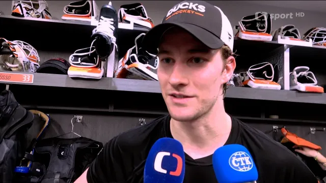 Jak si vedou čeští brankáři v NHL v olympijské sezoně?