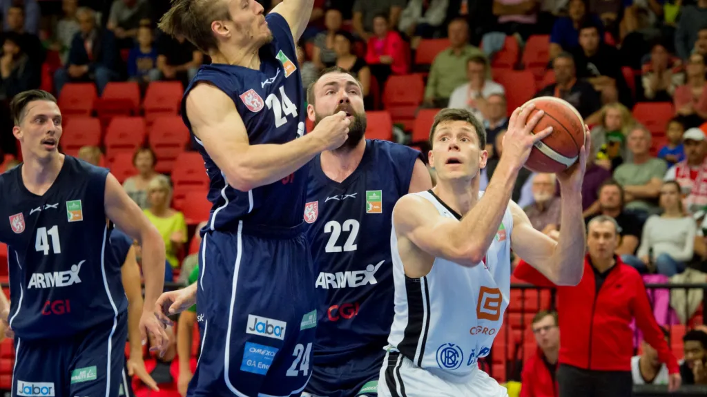 Utkání finálové série Děčín - Nymburk