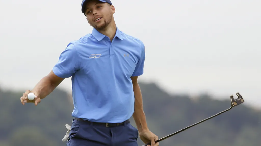 Stephen Curry na golfovém hřišti