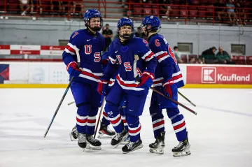 Hokejisté USA do 18 let