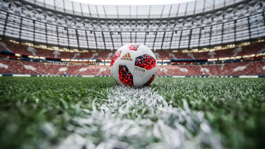 Nový míč pro play-off mistrovství světa Telstar Mechta