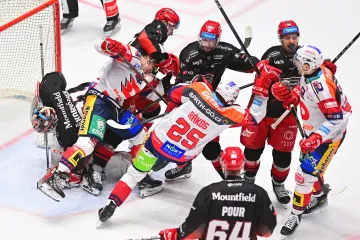 Šarvátka v utkání mezi Pardubicemi a Hradcem Králové