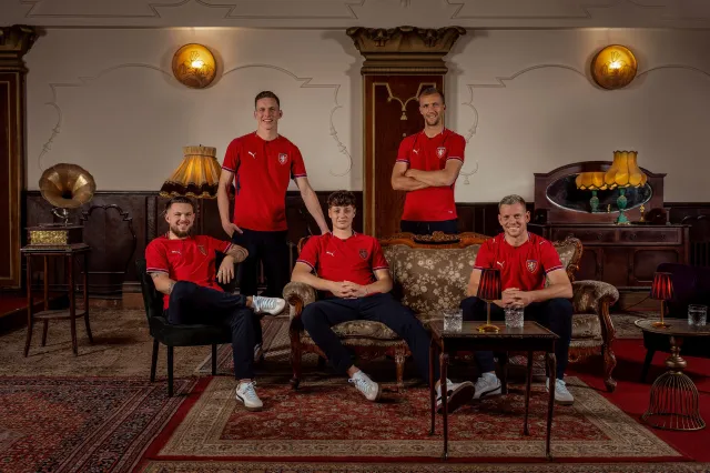 Do boje o MS s odkazem na stříbrný tým z Eura 1996