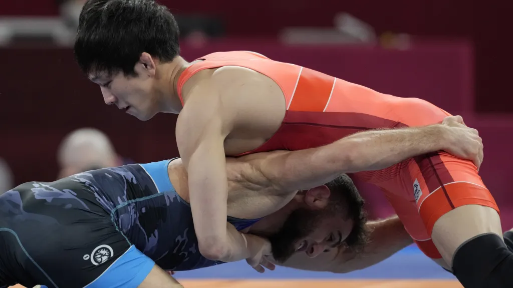 Hadži Alijev a Takuto Otoguro