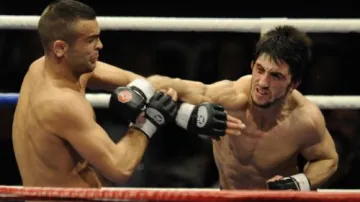 Souboj o titul mistra světa v bojovém sportu MMA