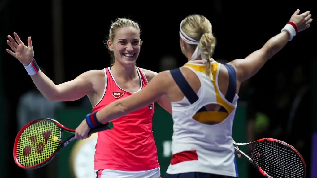 Tenisový pár Babosová - Hlaváčková