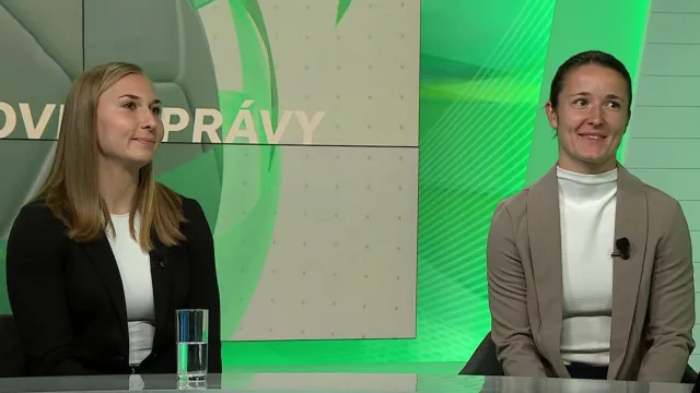 Bartoňová s Kotrčovou před zápasem Sparty s Young Boys Bern