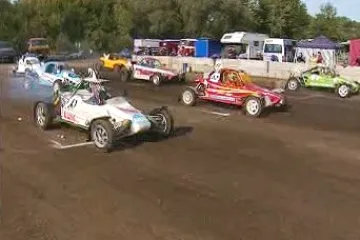 Start autokrosového závodu