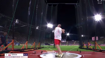 Zlatý pokus Nowického ve finále kladivářů