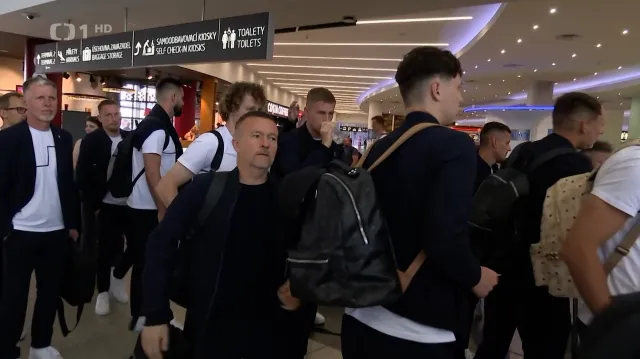 Reprezentanti odletěli na Faerské ostrovy