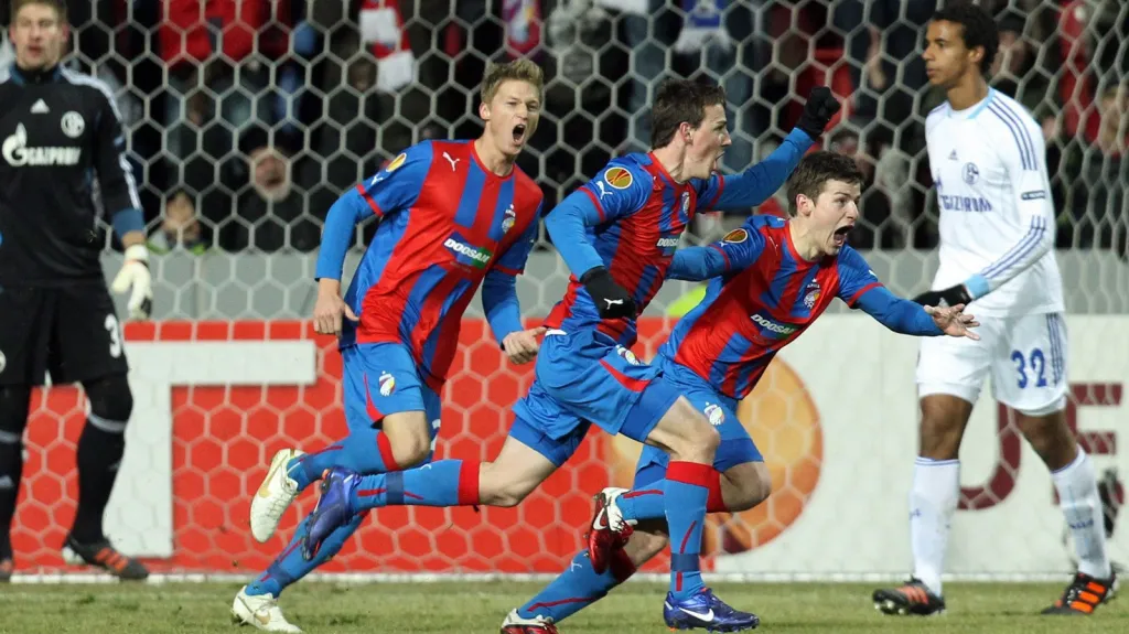 Darida střílí gól v EL