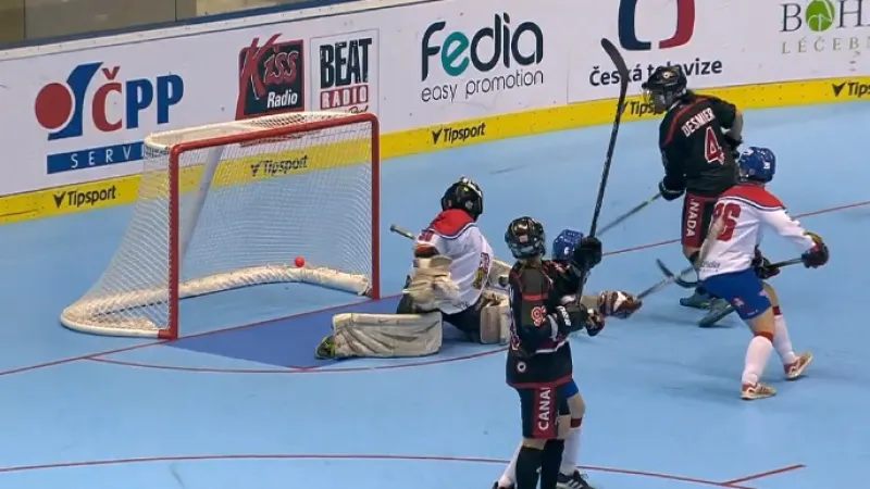 Sestřih zápasu hokejbalistek na MS s Kanadou