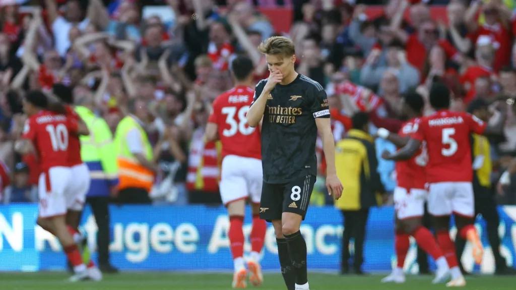 Zklamaný Martin Ødegaard z Arsenalu po brance Nottinghamu