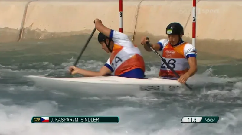 První kvalifikační jízda deblkanoistů Kašpara a Šindlera