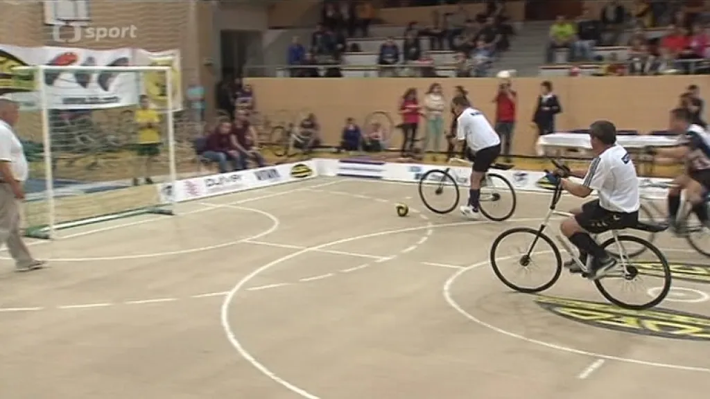 Sestřih a ohlasy z MČR v sálové cyklistice
