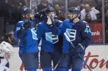 Radost hokejistů Výběru Evropy